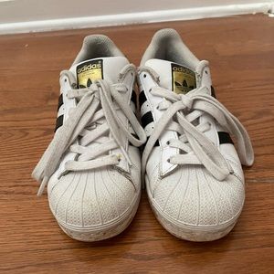 Adidas Superstar